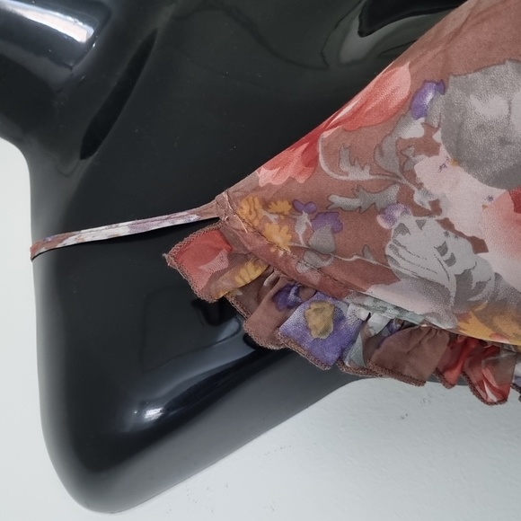 Bardot, floral playsuit, lined/sheer overlay, pockets, cold shoulder, size 12 - Picture 8 of 12